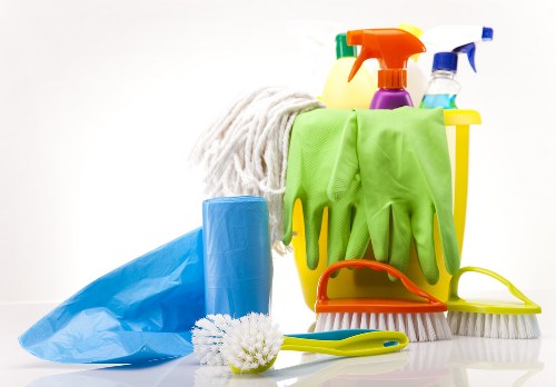 Cleaning dust and residue after construction work in Balham